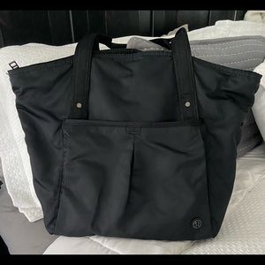 Lululemon Live Free Tote Bag